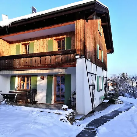 Haus Waldblick בית נופש