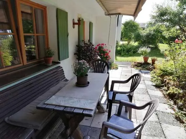 בית נופש Haus Waldblick