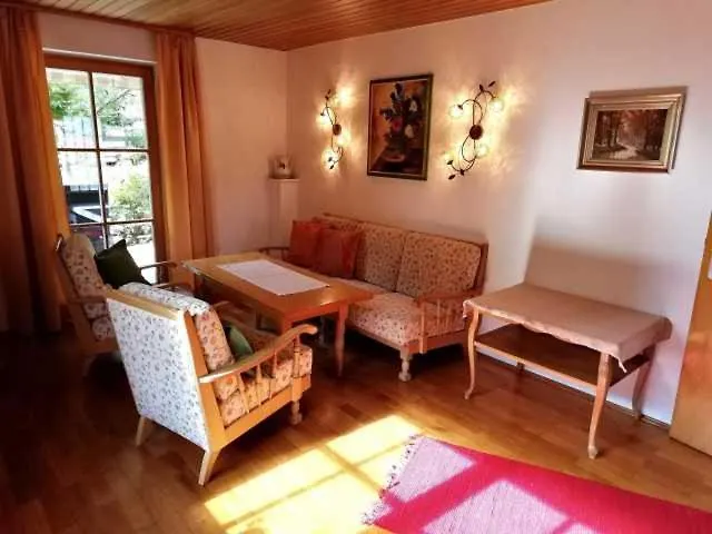 בית נופש Haus Waldblick